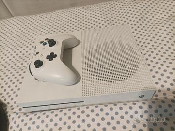 Xbox One s