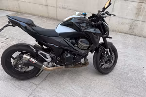 KAWASAKI z800e