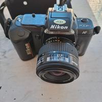 Macchina Foto Nikon N4004 AF con obiettivo 