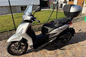 Scooter Piaggio Beverly 300S