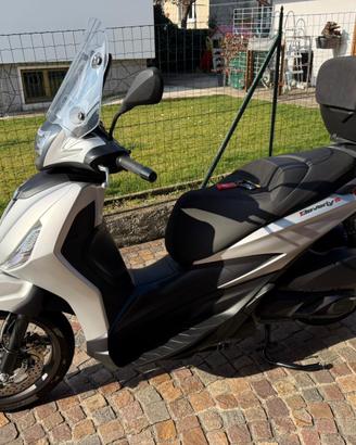 Scooter Piaggio Beverly 300S
