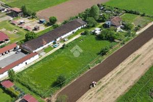 CAPANNONE A VEROLANUOVA