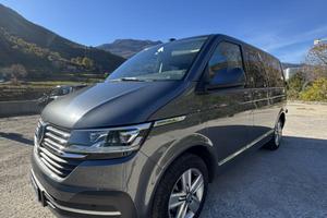 Volkswagen Caravelle T6.1 DSG 150cv 8posti GANCIO