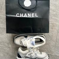 Chanel Runners bianco e argento