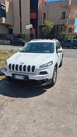 Jeep Cheroke 2,2 mtj 185 cv
