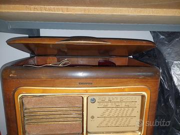 Radio a valvole Telefunken