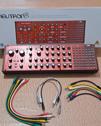 Behringer NEUTRON + Cavi Patch