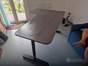 Scrivania Bekant IKEA