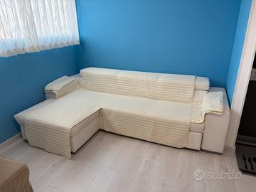 Divano letto in ecopelle