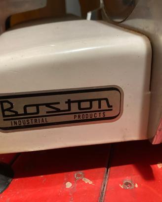 affettatrice marca BOSTON