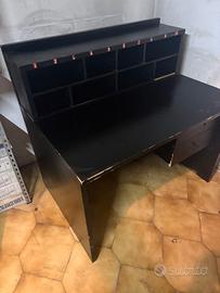 scrivania nera multiuso 