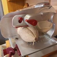 Affettatrice professionale marca Berkel