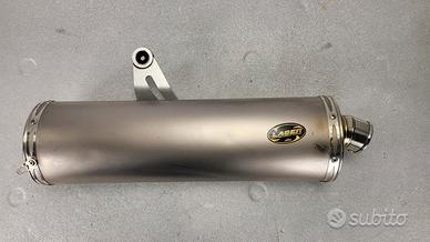 TERMINALE DI SCARICO UNIVERSALE SINISTRO LASER