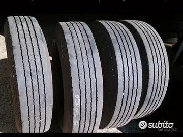 4 gomme usate autocarro 245 70 19.5 michelin