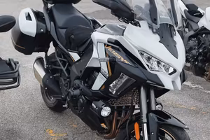 KAWASAKI VERSYS 1100 SE GRAND TOURER