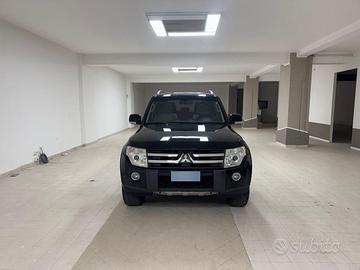 Mitsubishi Pajero 3.2 DI-D Instyle Automatico 7 po