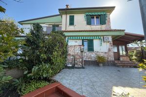 PORZIONE DI BIFAMILIARE A SCALEA