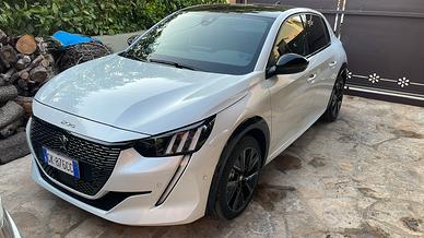 PEUGEOT 208 GT 102CV BlueHDI 1.5