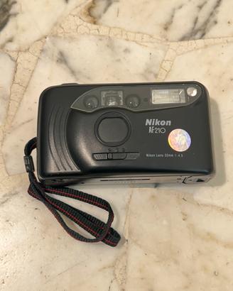 Nikon AF 210