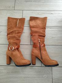 Stivali camoscio donna 