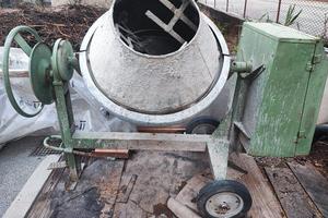 Betoniera elettrica 230V