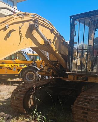 escavatore cingolato uso ricambi cat 318b