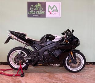 Yamaha YZF R1