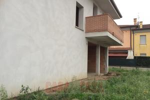 Bifamiliare al grezzo