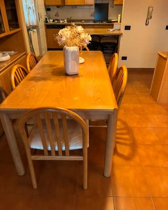 Tavolo da pranzo in legno +sedie -set completo