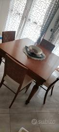 tavolo massello e 4 sedie legno intrecciato 
