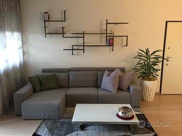 Libreria moderna di design Mogg “Antologia”