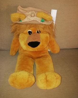 Leone in peluche
