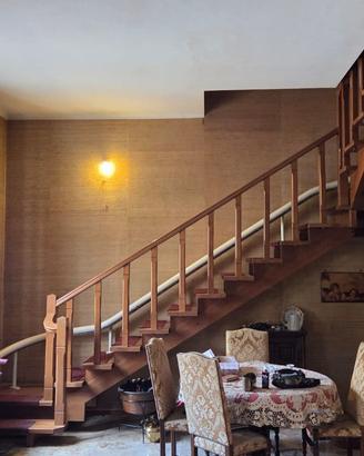 Scala per interni in legno