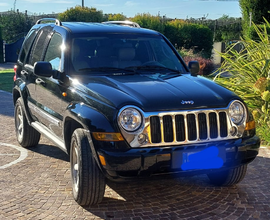 Jeep Cherokee 2.8 CRD automatic