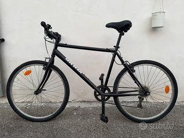 Bicletta Kemmel nera MTB