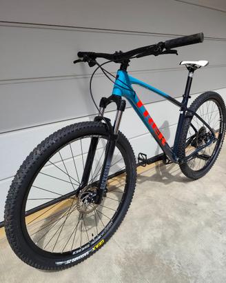 MTB trail Trek Marlin 7 2023