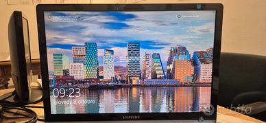 Disponibili 2 monitor Samsung SyncMaster 226bw