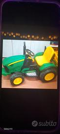 Trattorino elettrico john deere
