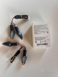 Frecce moto indicatori di direzione