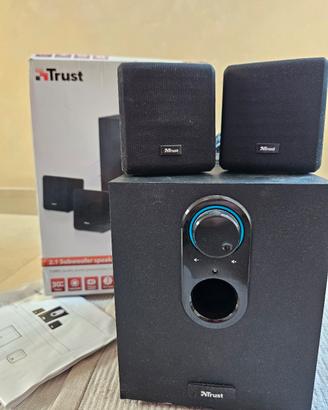 Subwoofer + casse mai usati