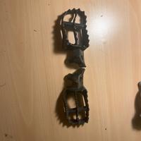 pedaline moto nere