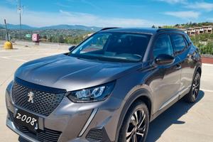 Peugeot 2008 cambio manuale Allure pack 100 cv