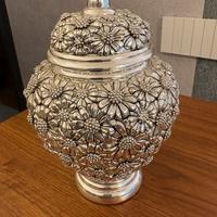 Vaso decorativo il laminato argento