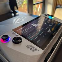 ASUS - computer console rog ally Z1 extreme + dock