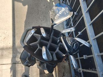 Sacca golf   Nike Hero e Top flite. Serie di mazze