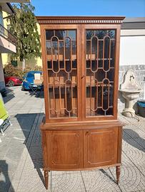 vetrinetta sala o anticamera 