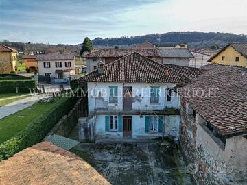 Rustico / Casale di 174 m² con 4 locali a Brivio
