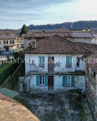 Rustico / Casale di 174 m² con 4 locali a Brivio