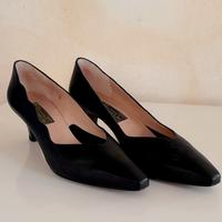 Décolleté in pelle