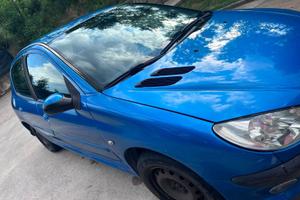 Peugeo 206